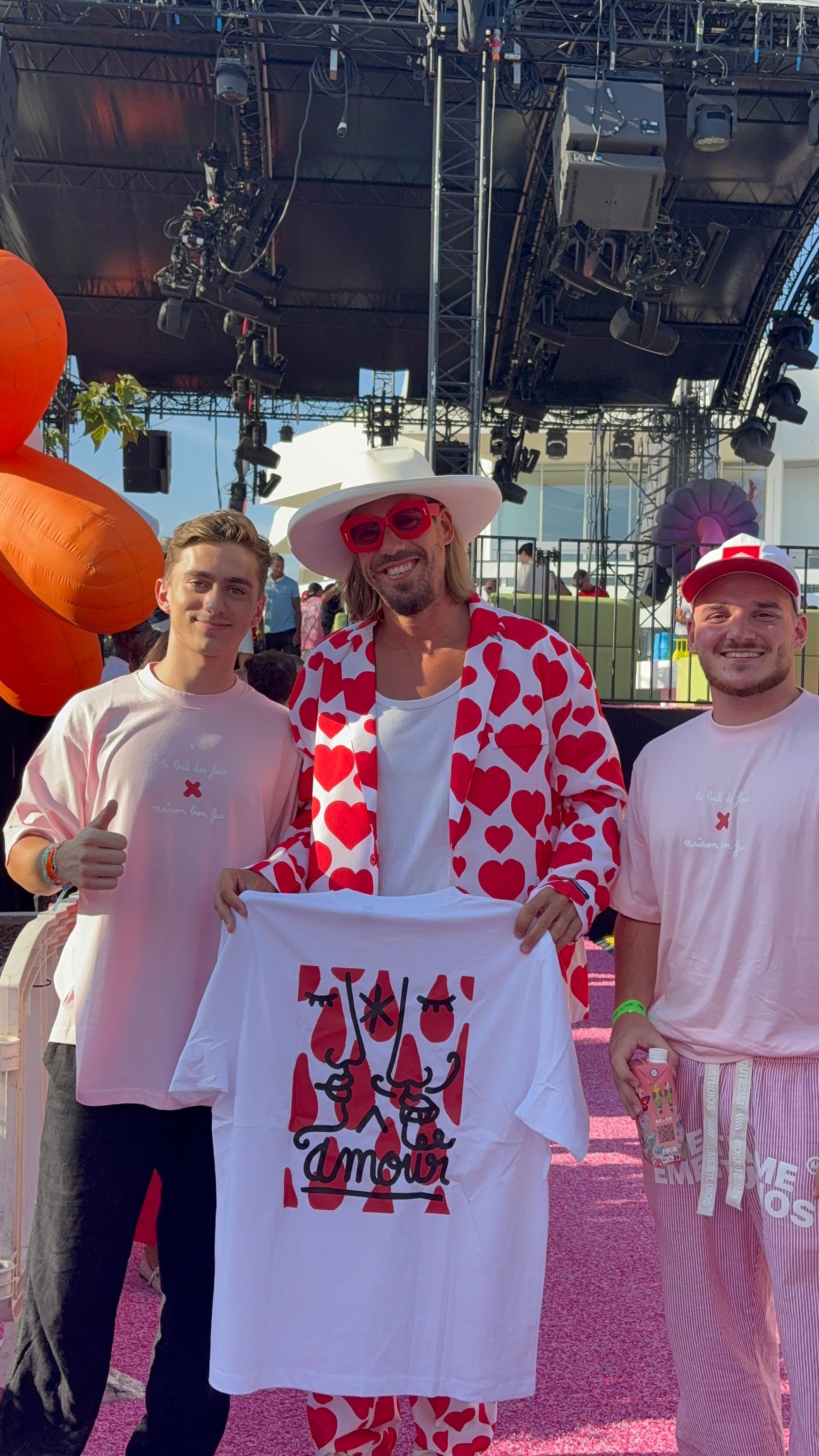 Le bal des fous amour, Maison bon feu