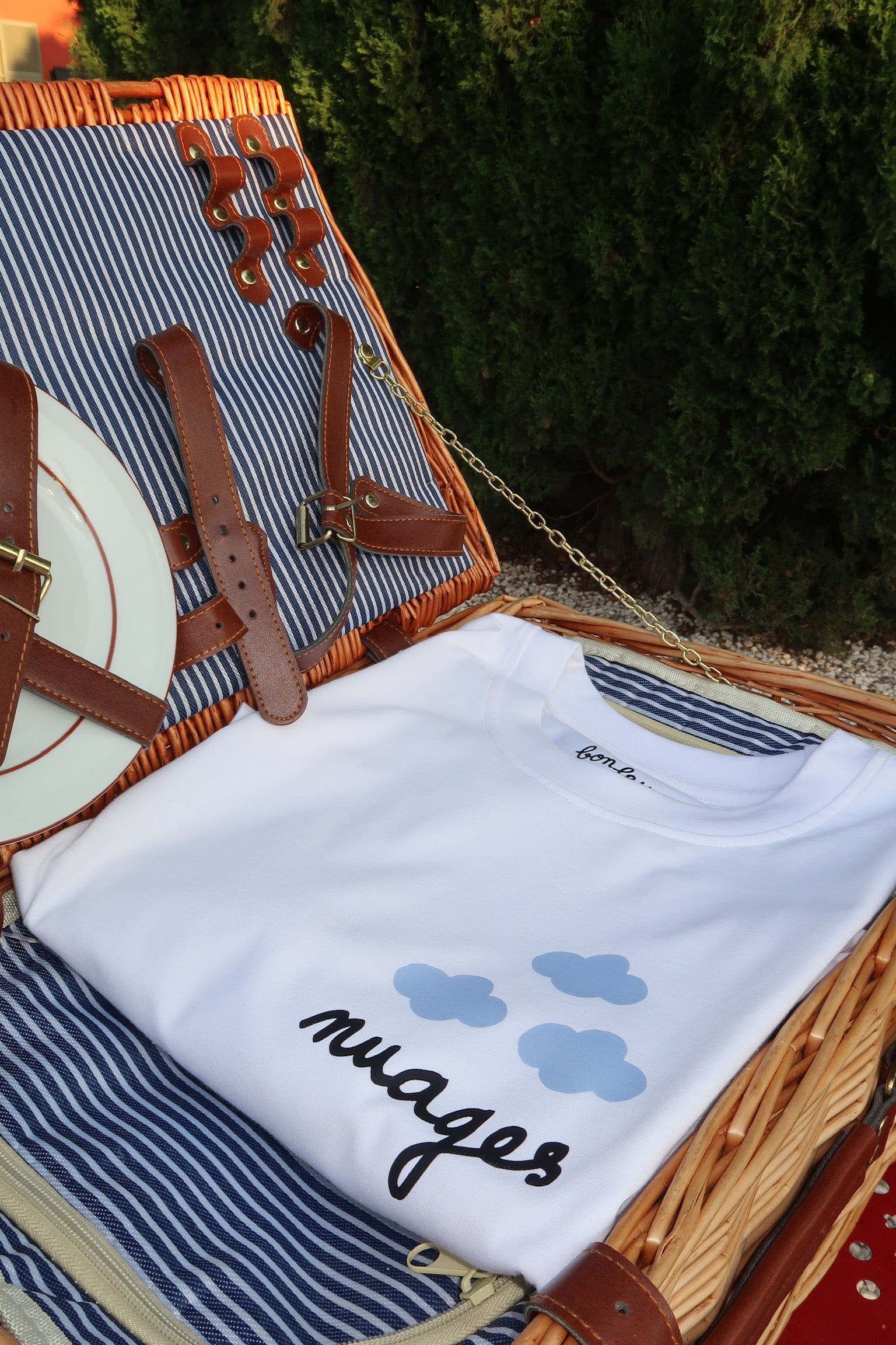 Nuages, Maison Bon Feu