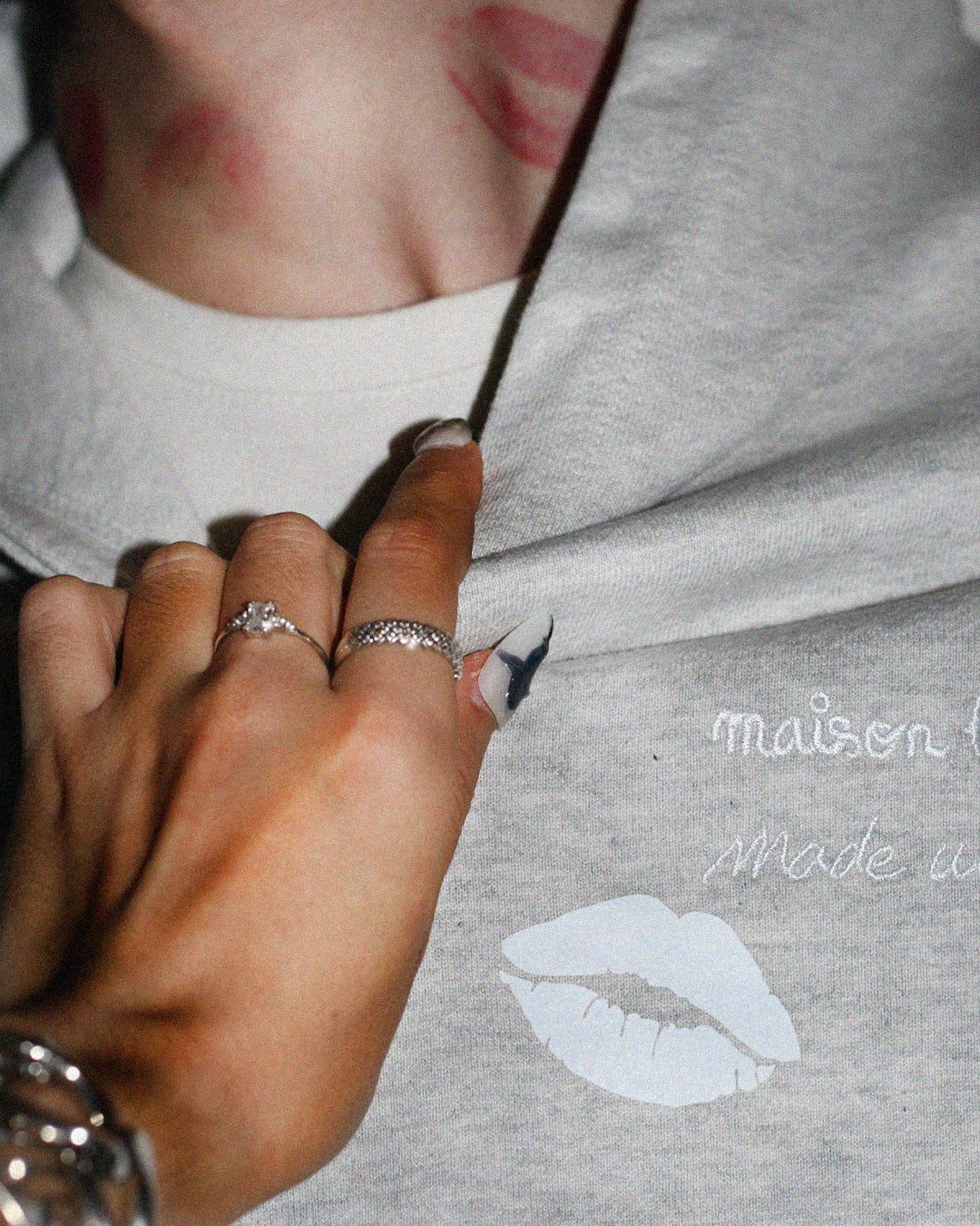 Maison bon feu, Made With peace - Le Hoodie